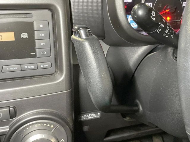 TOYOTA PIXIS SPACE 2013 Image 31