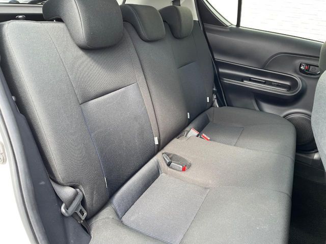 TOYOTA AQUA 2017 Image 31