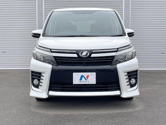 TOYOTA VOXY 2015 Image 31