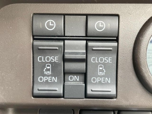 TOYOTA ROOMY 4WD 2021 Image 31