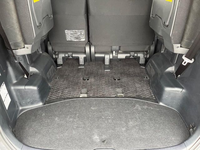 TOYOTA NOAH 2011 Image 31