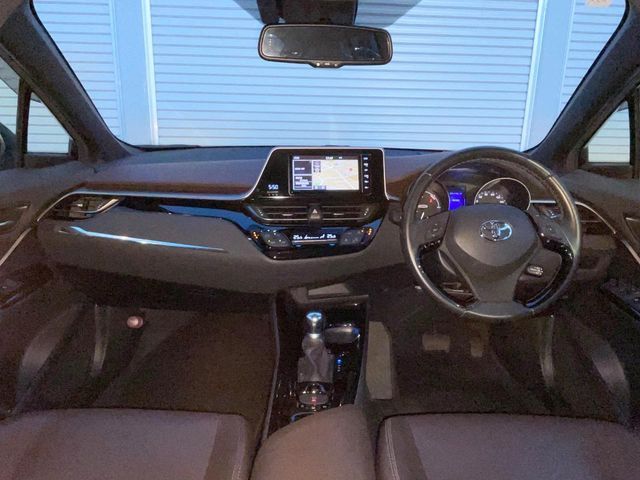 TOYOTA C-HR 2019 Image 31