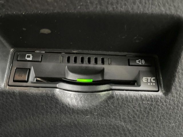 TOYOTA C-HR 2019 Image 31