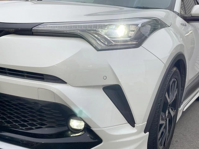 TOYOTA C-HR 2019 Image 31