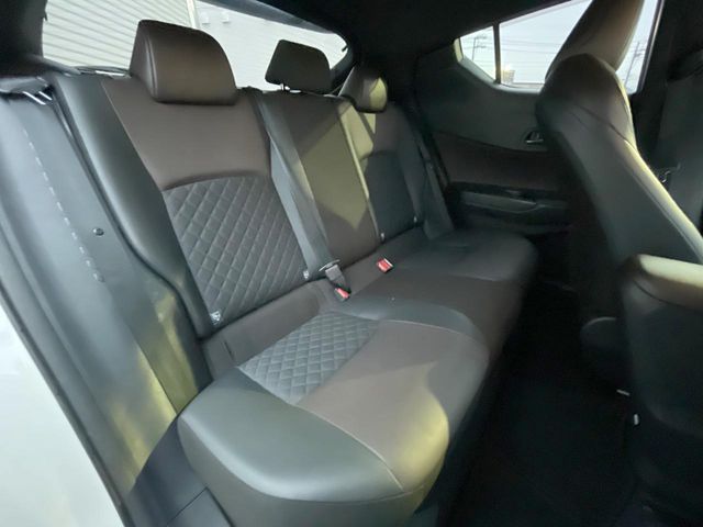 TOYOTA C-HR 2019 Image 31