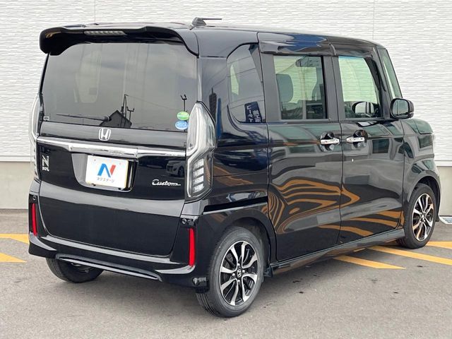 HONDA N BOX CUSTOM 2019 Image 31
