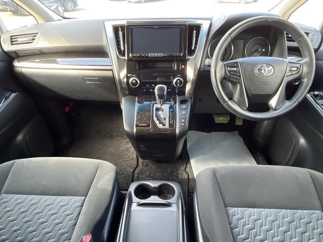 TOYOTA VELLFIRE 2017 Image 31