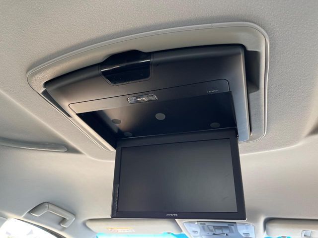 TOYOTA VELLFIRE 2017 Image 31