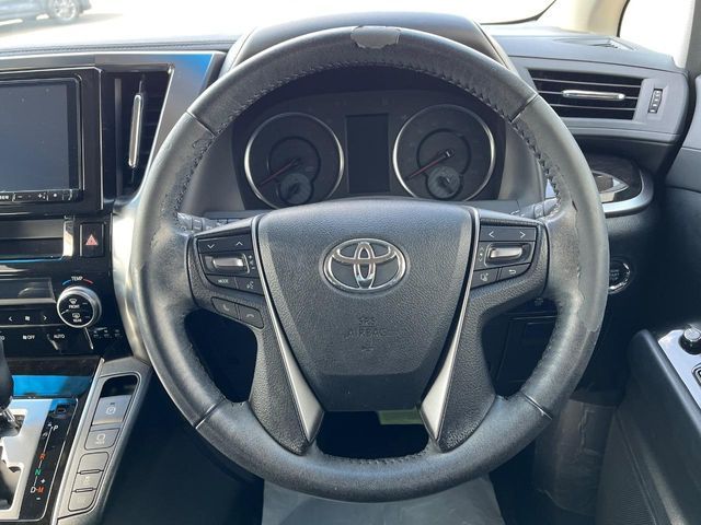 TOYOTA VELLFIRE 2017 Image 31