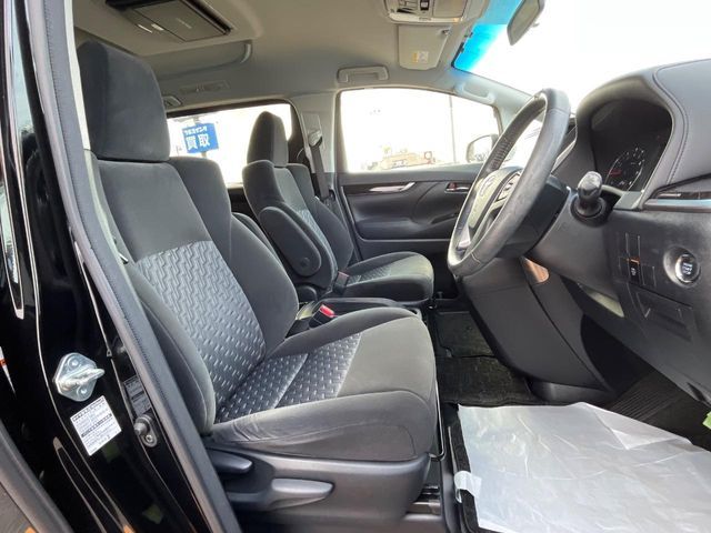 TOYOTA VELLFIRE 2017 Image 31