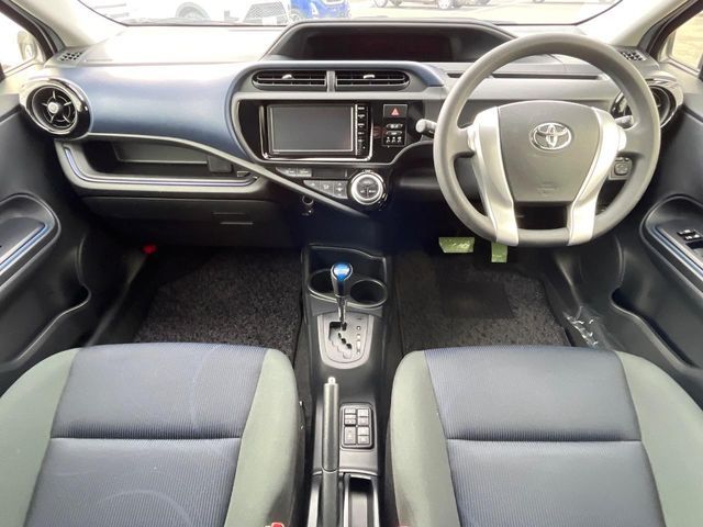 TOYOTA AQUA 2016 Image 31