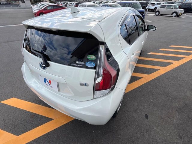 TOYOTA AQUA 2016 Image 31