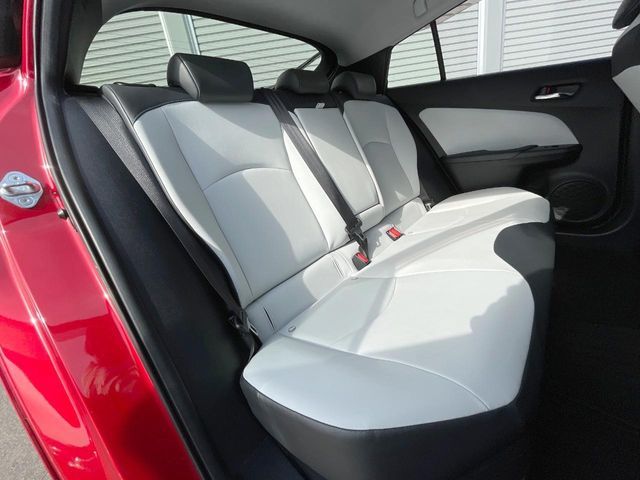 TOYOTA PRIUS 4WD 2016 Image 31