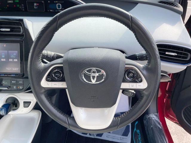 TOYOTA PRIUS 4WD 2016 Image 31