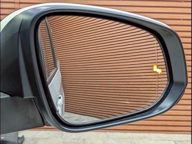 TOYOTA NOAH 2022 Image 31