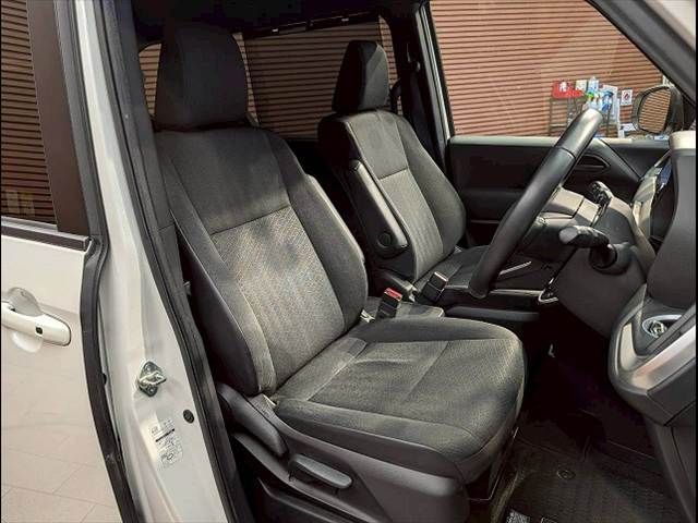 TOYOTA NOAH 2022 Image 31