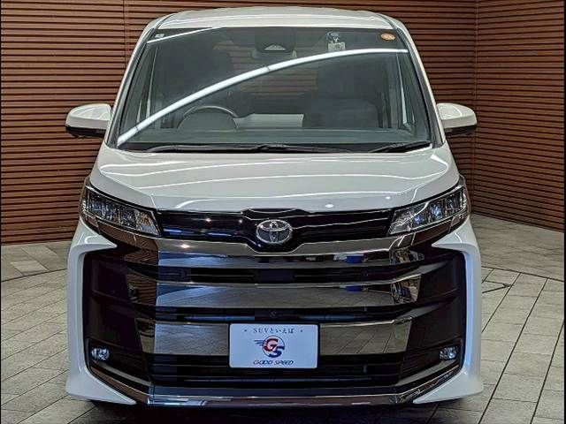 TOYOTA NOAH 2022 Image 31