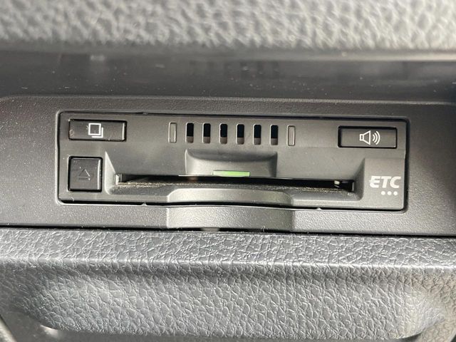 TOYOTA ESQUIRE HYBRID 2017 Image 31