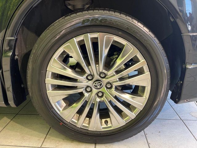 TOYOTA HARRIER HYBRID 2023 Image 31