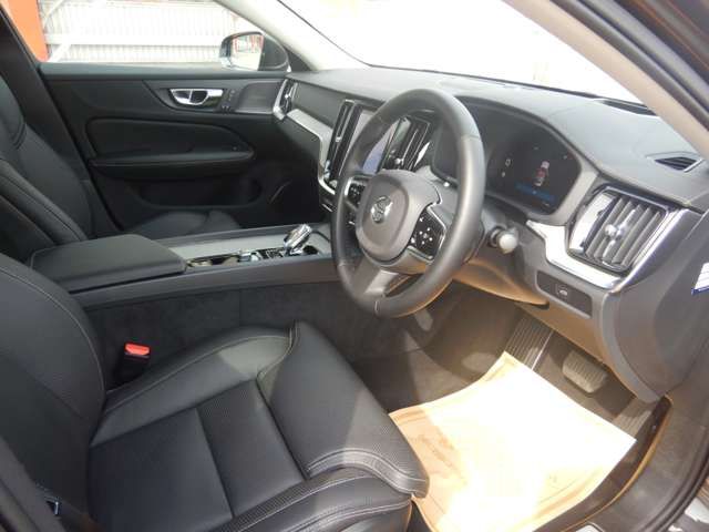 VOLVO S60 2024 Image 31