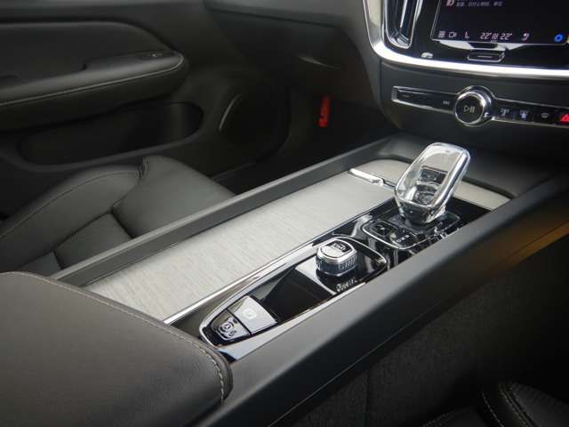 VOLVO S60 2024 Image 31