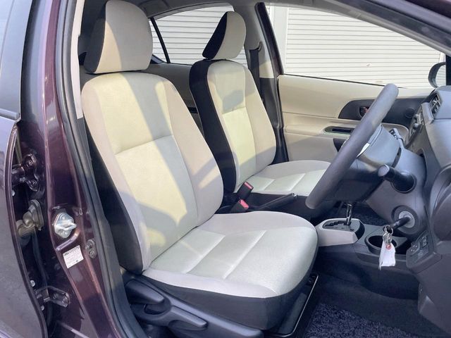 TOYOTA AQUA 2014 Image 31