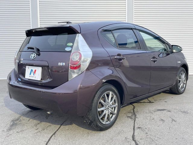 TOYOTA AQUA 2014 Image 31