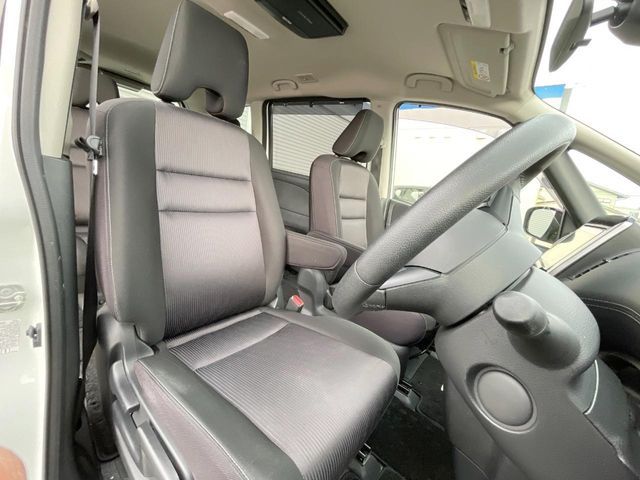 NISSAN SERENA  S-HYBRID 2018 Image 31