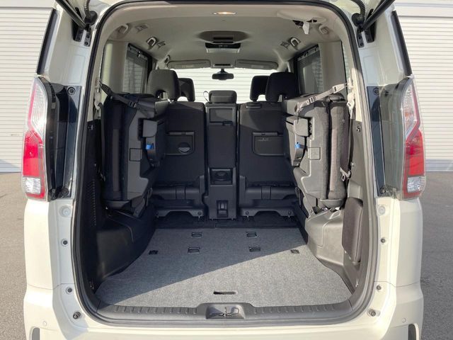 NISSAN SERENA  S-HYBRID 2018 Image 31