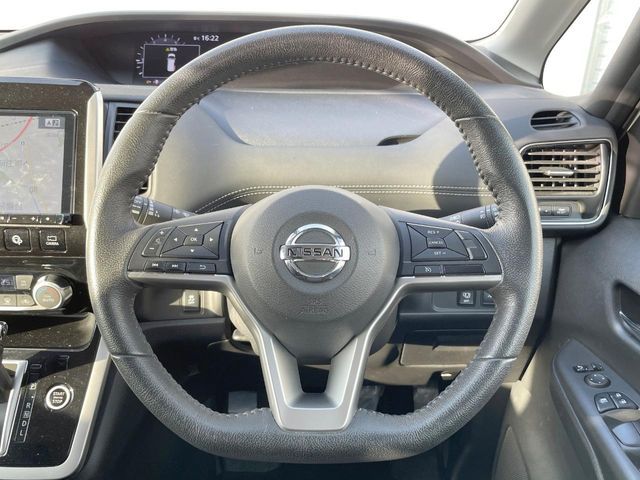 NISSAN SERENA  S-HYBRID 2018 Image 31