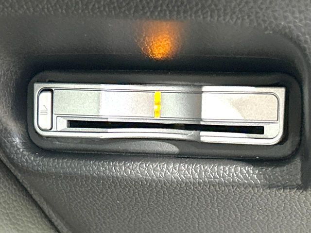 HONDA FIT HYBRID 2013 Image 31