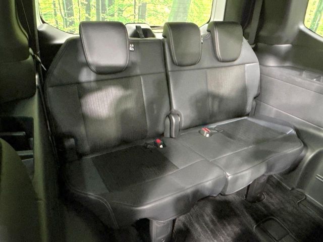 HONDA STEPWAGON E:HEV SPAD 2022 Image 31