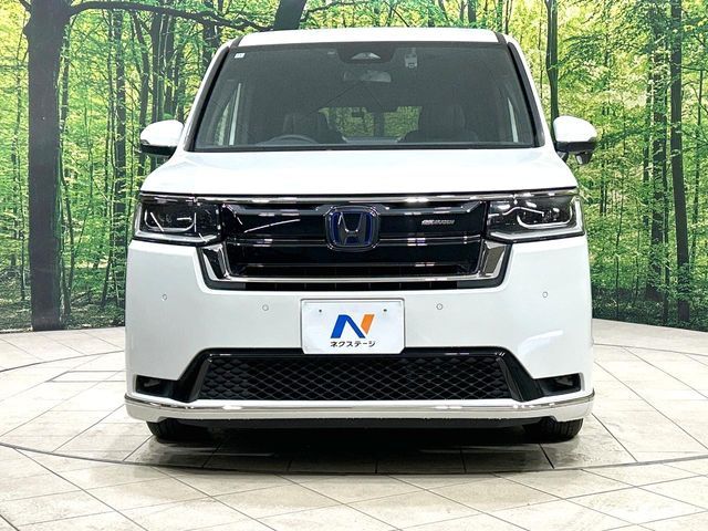 HONDA STEPWAGON E:HEV SPAD 2022 Image 31