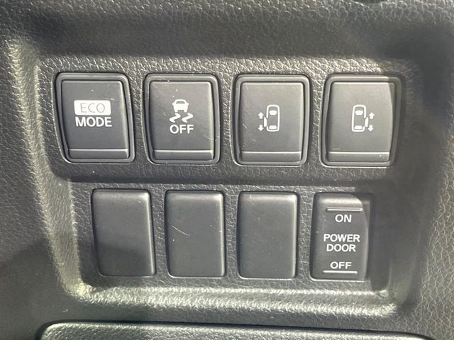 NISSAN ELGRAND 2013 Image 31