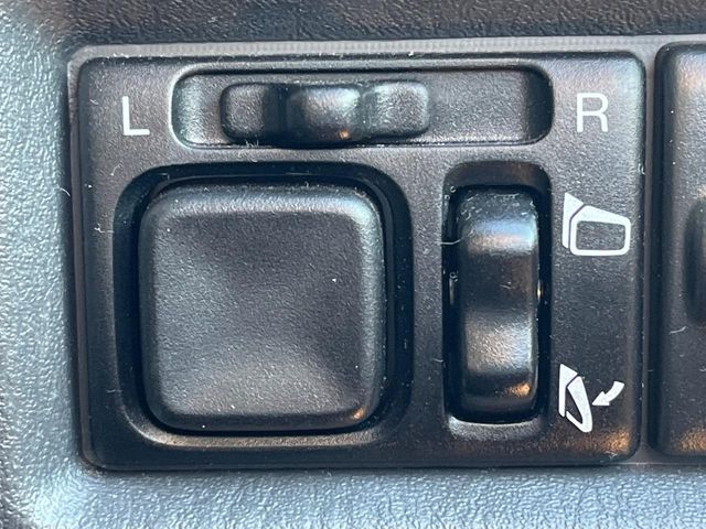 SUZUKI JIMNY 4WD 2015 Image 31