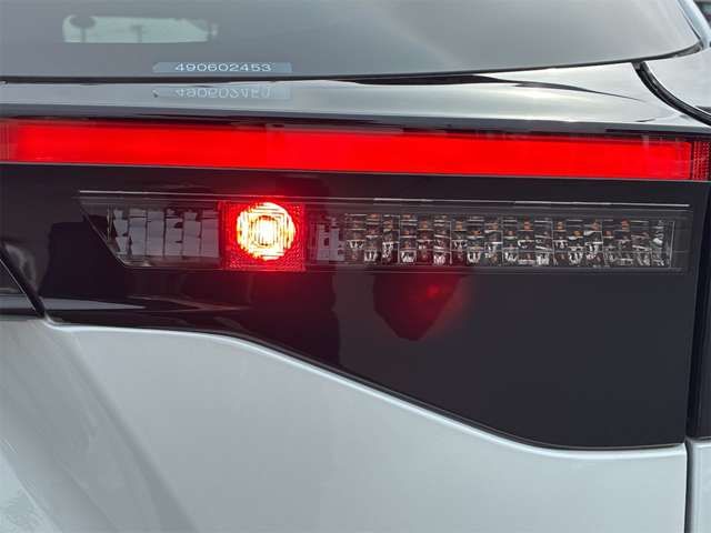 TOYOTA YARIS CROSS HYBRID 2024 Image 31