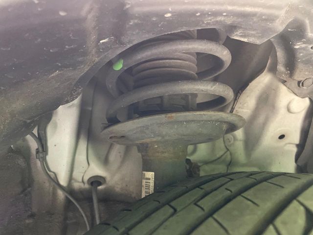 TOYOTA VITZ HYBRID 2017 Image 31