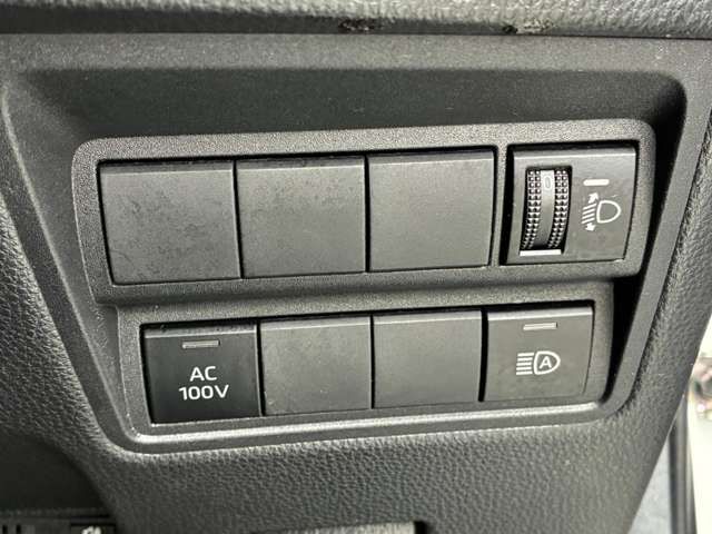 TOYOTA YARIS HYBRID 2023 Image 31