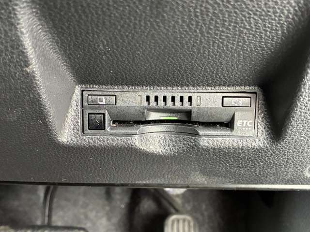 TOYOTA YARIS HYBRID 2023 Image 31