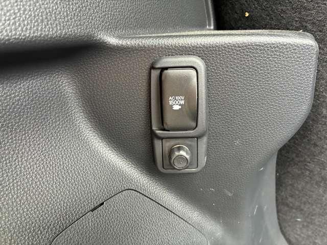 TOYOTA YARIS HYBRID 2023 Image 31