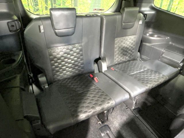 TOYOTA VOXY HYBRID 2025 Image 31