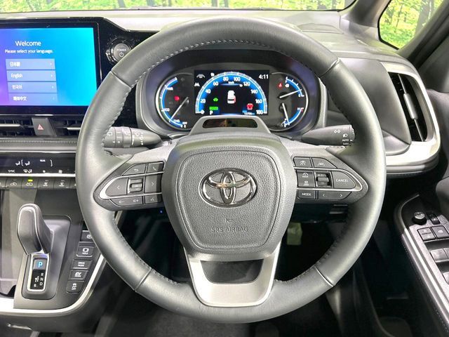 TOYOTA VOXY HYBRID 2025 Image 31