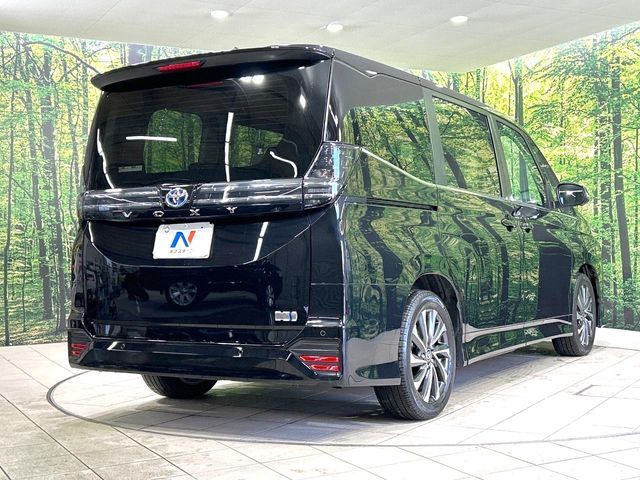 TOYOTA VOXY HYBRID 2025 Image 31