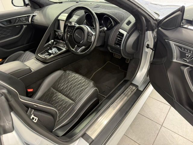 JAGUAR F TYPE COUPE 2019 Image 31