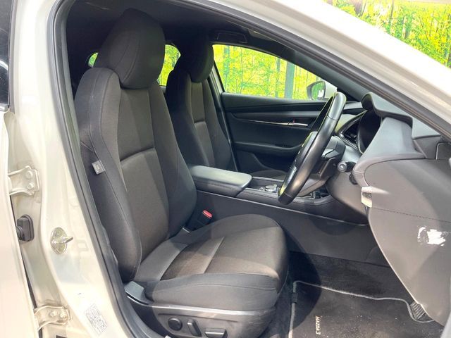 MAZDA 3 FASTBACK 2022 Image 31