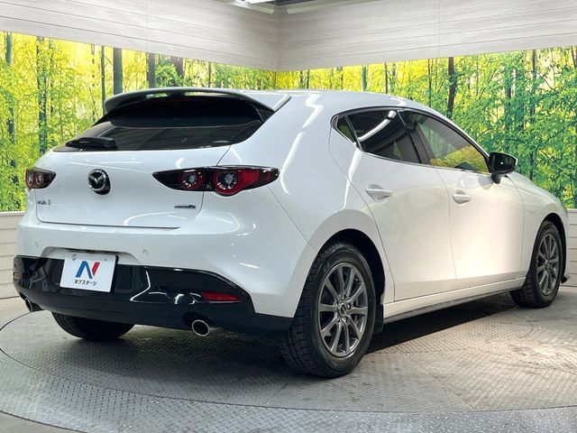MAZDA 3 FASTBACK 2022 Image 31