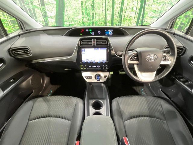TOYOTA PRIUS 2016 Image 31