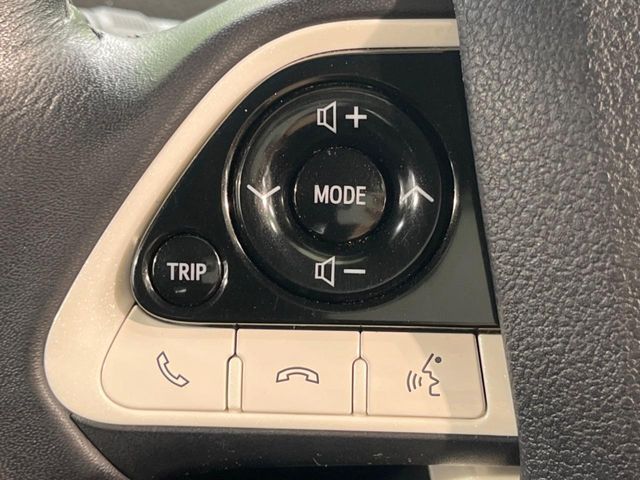 TOYOTA PRIUS 2016 Image 31