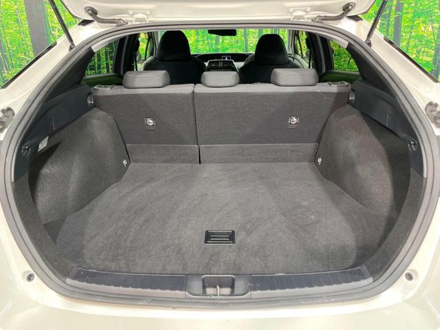 TOYOTA PRIUS 2016 Image 31