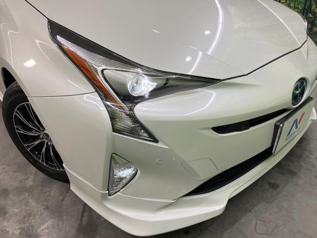 TOYOTA PRIUS 2016 Image 31
